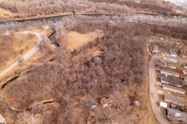 4490 Tuttle Creek Boulevard, Manhattan, KS 66502