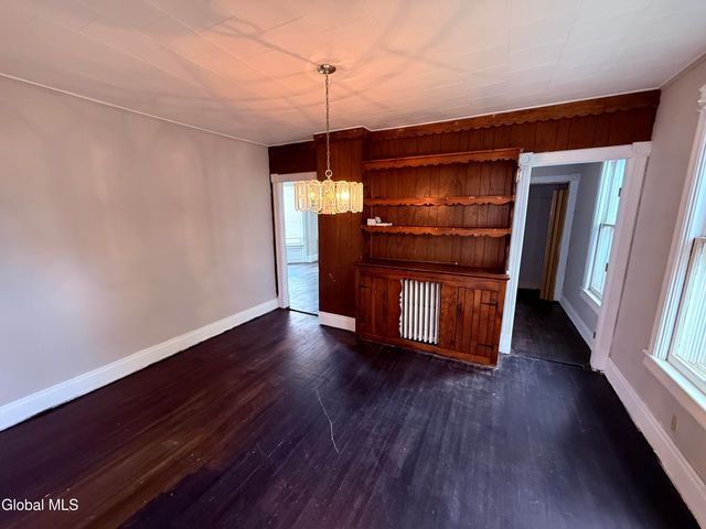 41 110th Street, Troy, NY 12182
