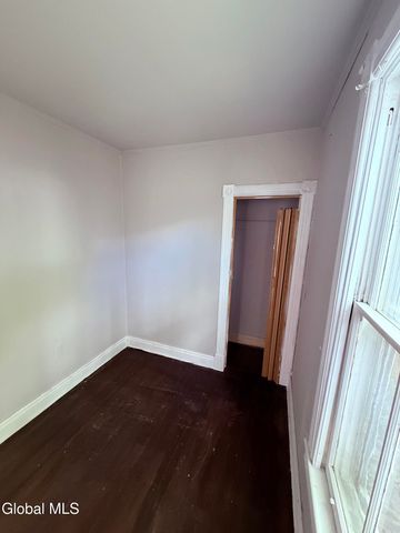 41 110th Street, Troy, NY 12182