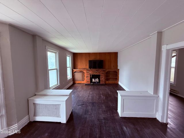 41 110th Street, Troy, NY 12182