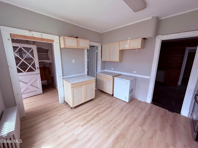 41 110th Street, Troy, NY 12182