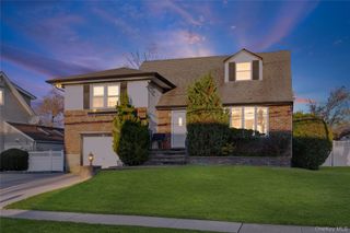 3409 5th Street, Oceanside, NY 11572