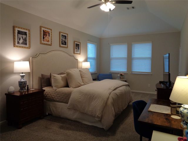 1734 Yaupon Trail Court, Alvin, TX 77511