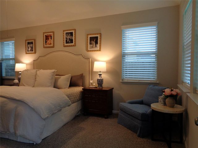 1734 Yaupon Trail Court, Alvin, TX 77511