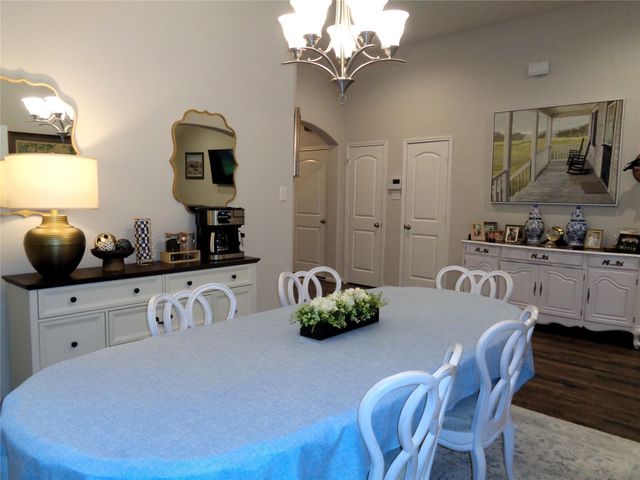 1734 Yaupon Trail Court, Alvin, TX 77511