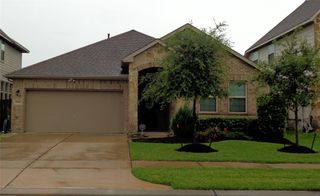 1734 Yaupon Trail Court, Alvin, TX 77511