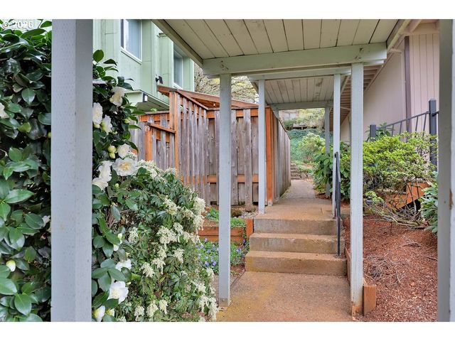 1223 KAREN Way, Salem, OR 97304