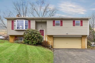 404 Mecklem Lane, Franklin Twp, PA 16117