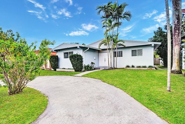 1018 Adams St, Hollywood, FL 33019