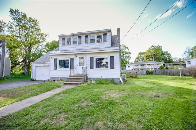 17 Dunham Place, Whitestown, NY 13492