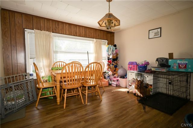 17 Dunham Place, Whitestown, NY 13492