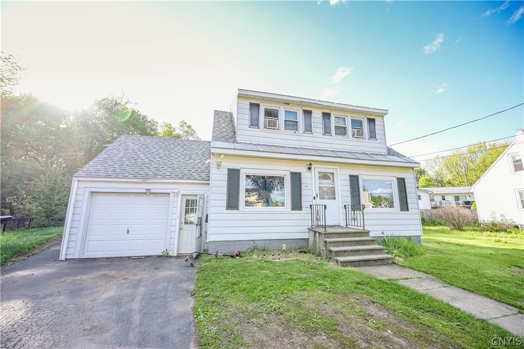 17 Dunham Place, Whitestown, NY 13492