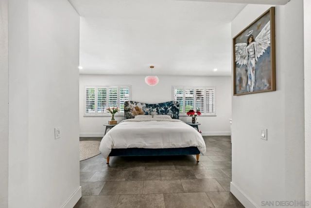 12382 Santiago Rd E, San Diego, CA 92128