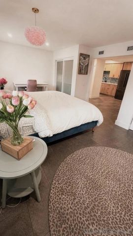 12382 Santiago Rd E, San Diego, CA 92128