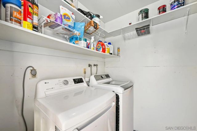 12382 Santiago Rd E, San Diego, CA 92128