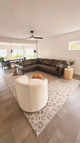 12382 Santiago Rd E, San Diego, CA 92128