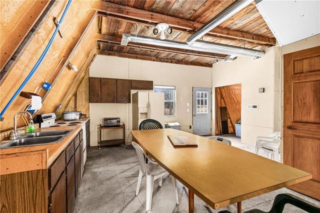 2040 S Green Acres Rd, Maple, WI 54854