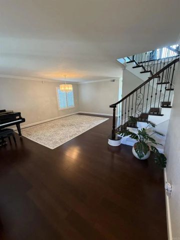 346 Rimhurst Court, Oceanside, CA 92058