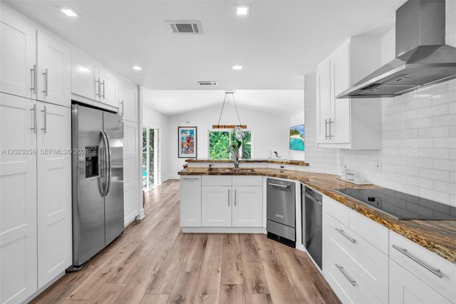 15896 SW 16th Court, Pembroke Pines, FL 33027