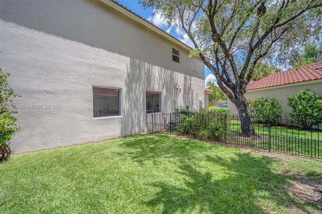 15896 SW 16th Court, Pembroke Pines, FL 33027