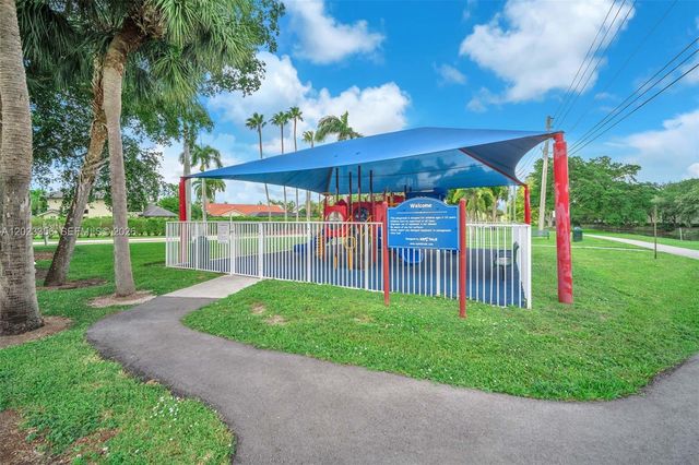 15896 SW 16th Court, Pembroke Pines, FL 33027