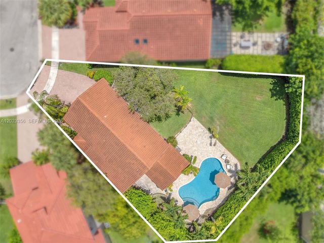 15896 SW 16th Court, Pembroke Pines, FL 33027