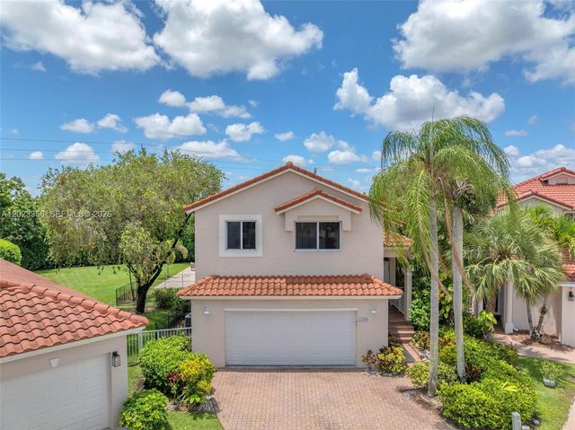 15896 SW 16th Court, Pembroke Pines, FL 33027
