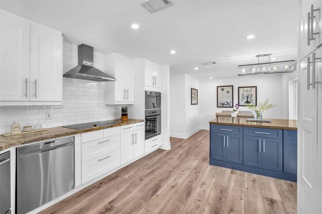 15896 SW 16th Court, Pembroke Pines, FL 33027