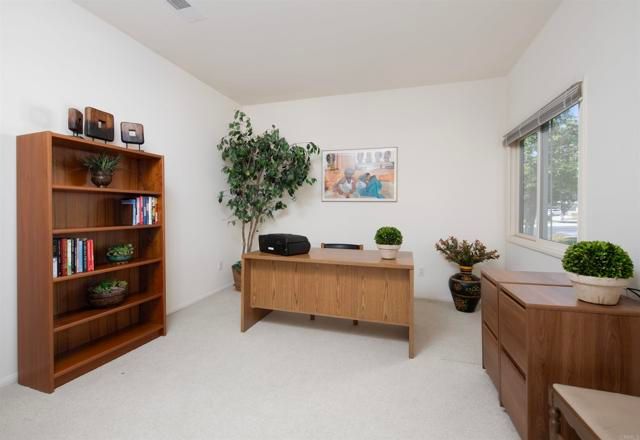 3262 Camino Marzagan, Escondido, CA 92029