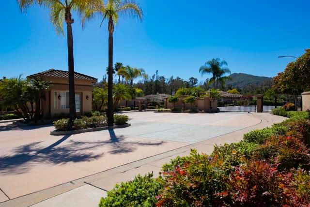 3262 Camino Marzagan, Escondido, CA 92029