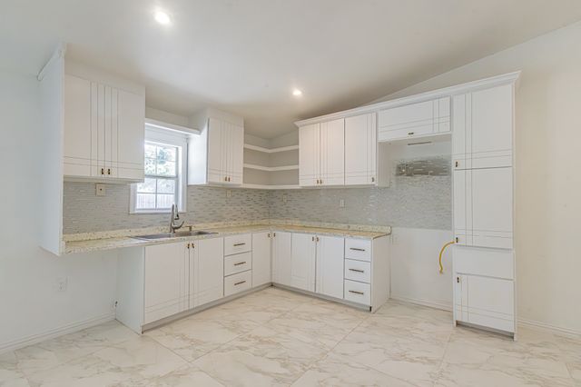 10024 Mill Valley Lane, Dallas, TX 75217