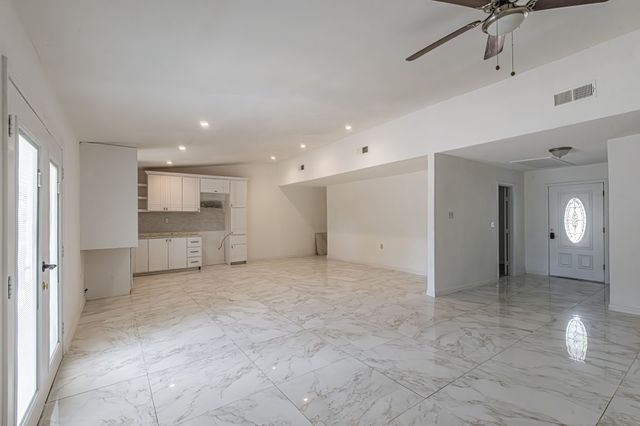 10024 Mill Valley Lane, Dallas, TX 75217