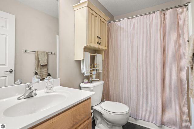 3239 Wexford Drive, Traverse City, MI 49685