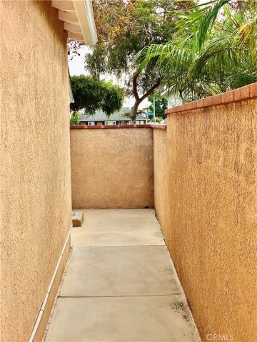 3903 N Studebaker, Long Beach, CA 90808