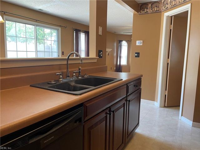 4933 Shallowford CIR, Virginia Beach, VA 23462