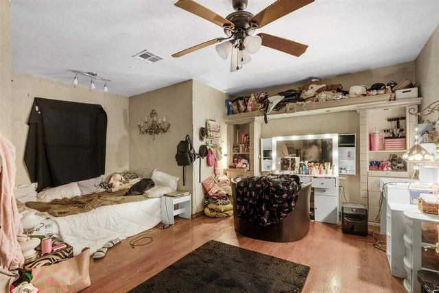 12 NW Valley Ridge Rd, Lawton, OK 73505