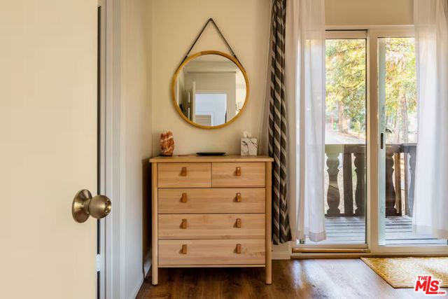 24310 Altdorf Drive, Crestline, CA 92325