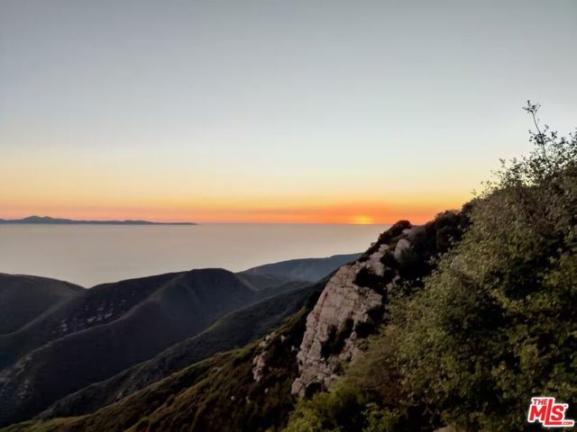 24310 Altdorf Drive, Crestline, CA 92325