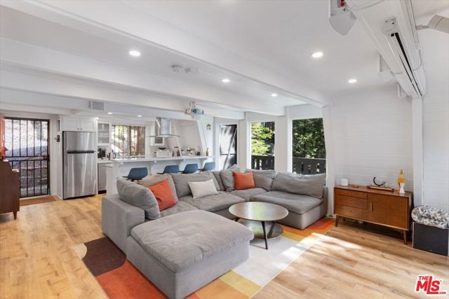 24310 Altdorf Drive, Crestline, CA 92325