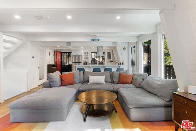 24310 Altdorf Drive, Crestline, CA 92325