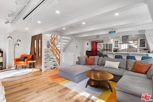 24310 Altdorf Drive, Crestline, CA 92325