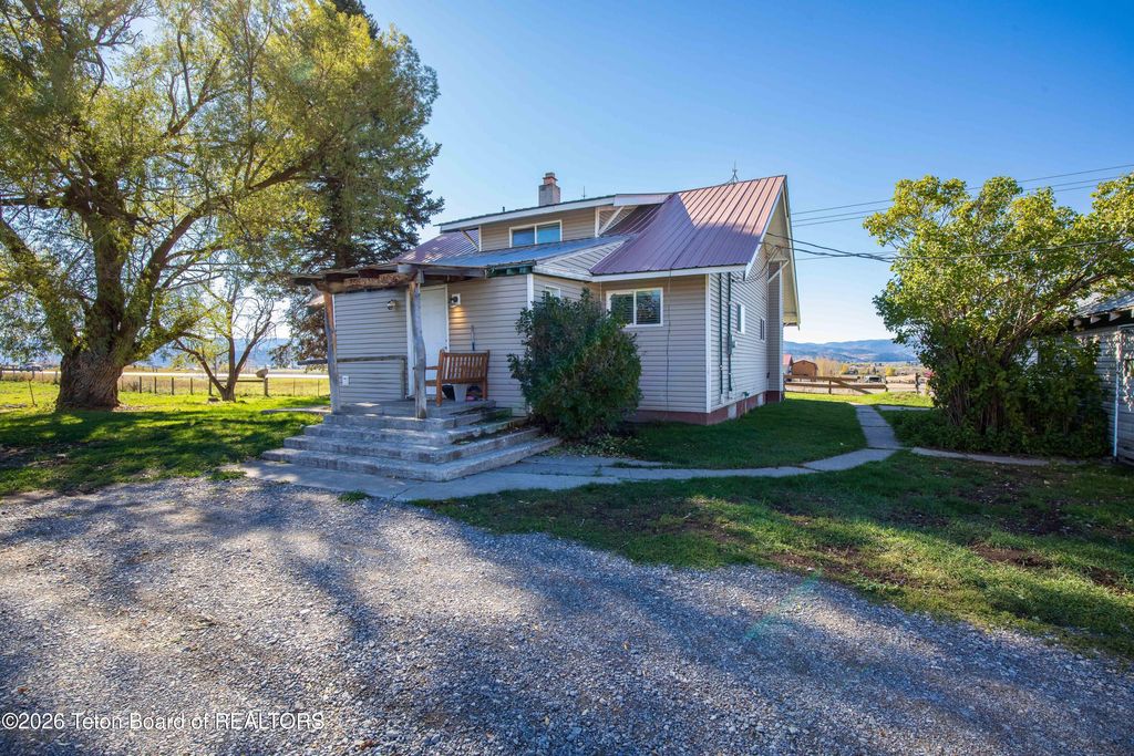 105298 US HIGHWAY 89, Etna, WY 83118 photo 3