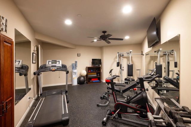 15275 Eastvale Rd, Poway, CA 92064