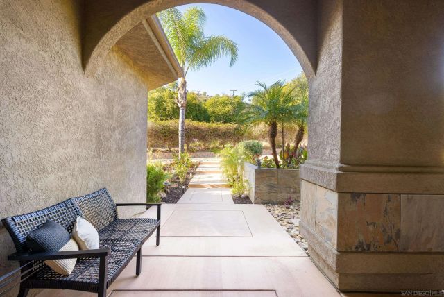 15275 Eastvale Rd, Poway, CA 92064