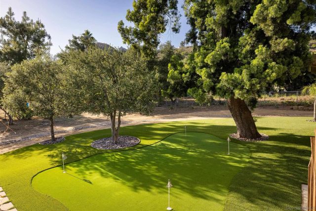15275 Eastvale Rd, Poway, CA 92064