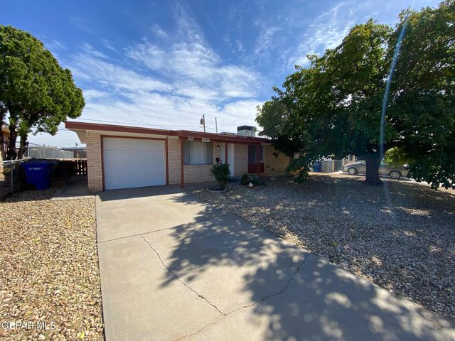 10412 TRIUMPH Drive, El Paso, TX 79924