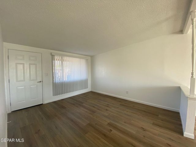 10412 TRIUMPH Drive, El Paso, TX 79924