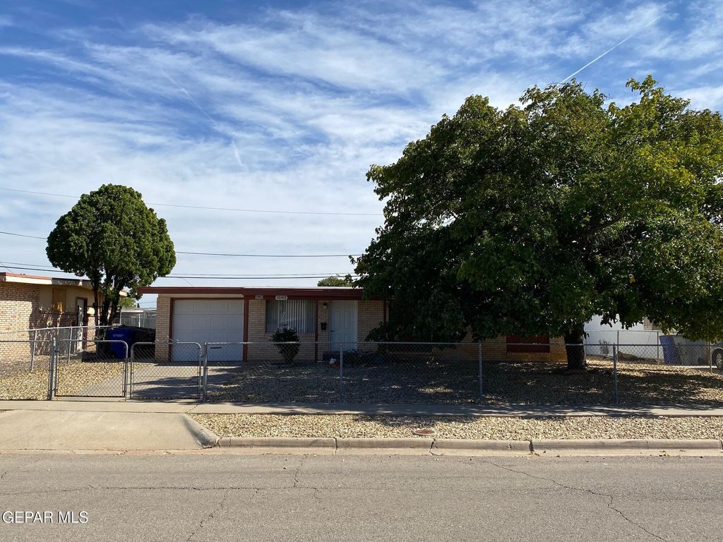 10412 TRIUMPH Drive, El Paso, TX 79924
