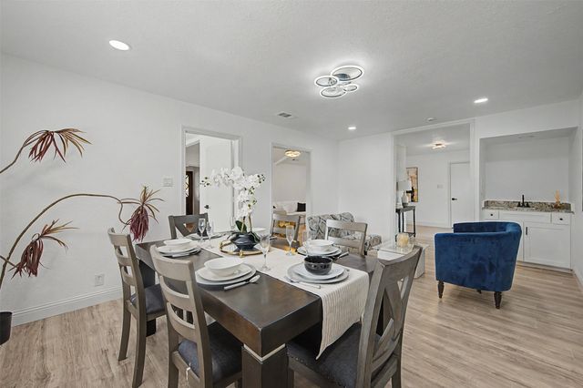 1870 El Paso Street, Lewisville, TX 75077