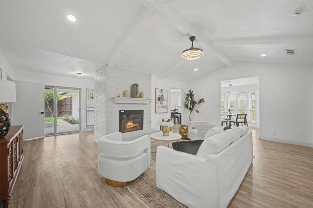 1870 El Paso Street, Lewisville, TX 75077